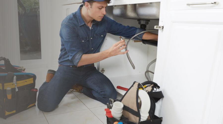 Emergency Leak Repair in Groesbeck, TX